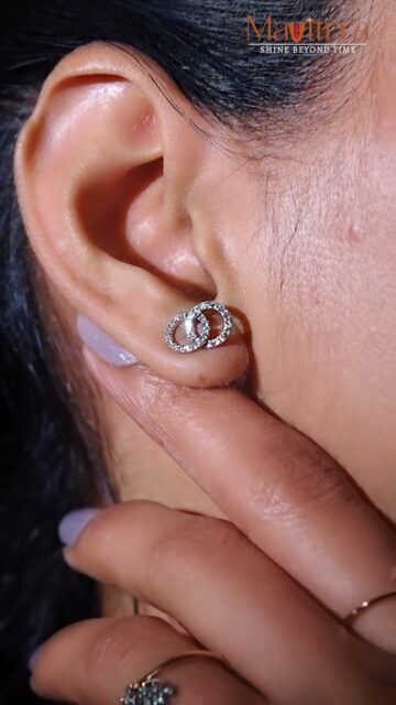 Clean lines. Soft sparkle. Zero noise. ✨
Mavitrra’s minimal Gen Z collection is all about effortless expression — pieces that feel light, look refined, and move with your everyday style. Think subtle shine, modern silhouettes, and jewellery that speaks without trying too hard. 💫

Because less isn’t less — it’s power, styled simply. 🤍

Make it yours — explore the minimal edit now. 🛍️✨

#Mavitrra #MinimalLuxury #GenZStyle #EverydayElegance #LessIsMore