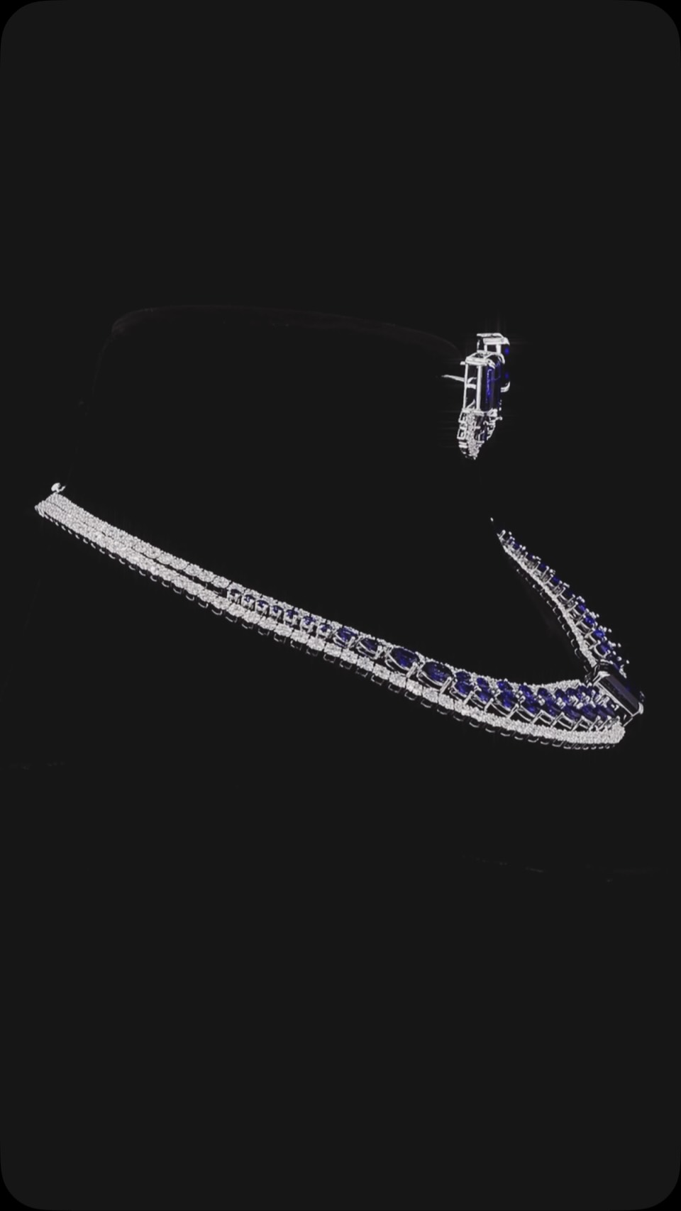 To all ,Thank you for your trust and support of Mavitrra. It is a privilege to create jewellery that becomes part of your stories and celebrations. Your confidence in us inspires our commitment to thoughtful design, fine craftsmanship and transparency.
With gratitude,
Bindu S Vij
Founder, Mavitrra